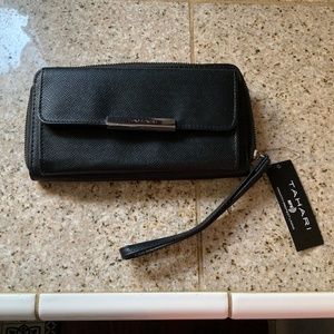 NWT TAHARI Black Zip Around Wallet